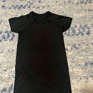 Lululemon Black Swiftly Tech Shirts